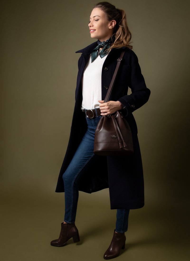 sac agathe marron porté