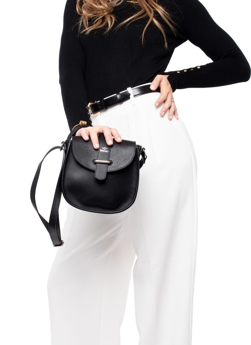 sac petit agnes noir porté